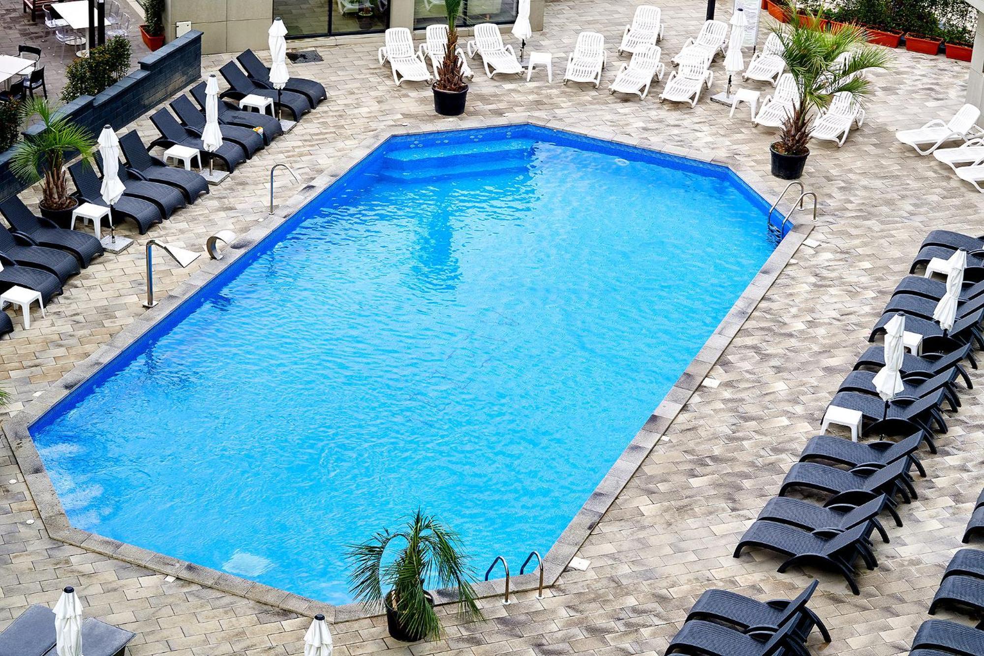 Purple Onyx - Pool & Spa Beach Resort 那沃达利 外观 照片